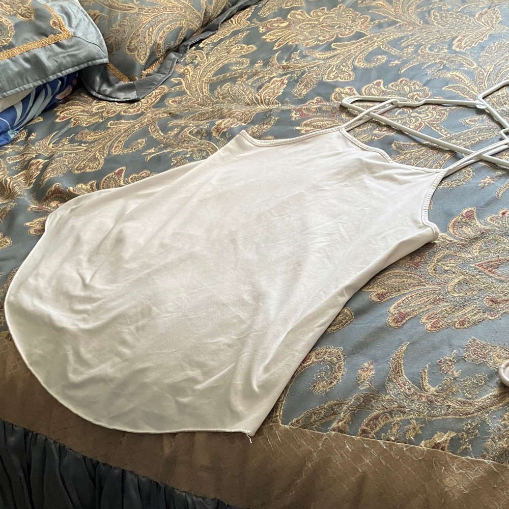 Asymmetrical White Women's Tank Top Size XL by “SHEIN Curve”